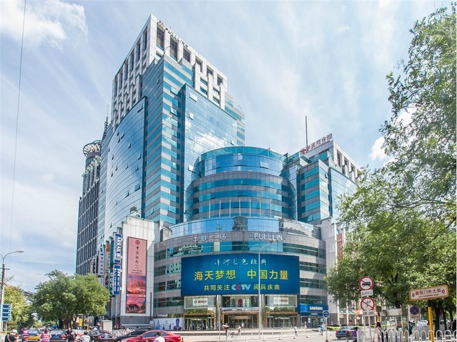 广西声音米奇和米妮的太空火箭体验